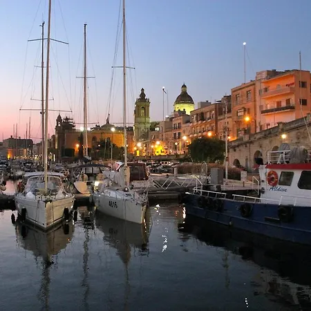 St Angelo Mansions