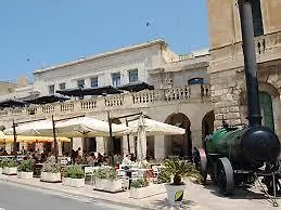 Apartment St Angelo Mansions